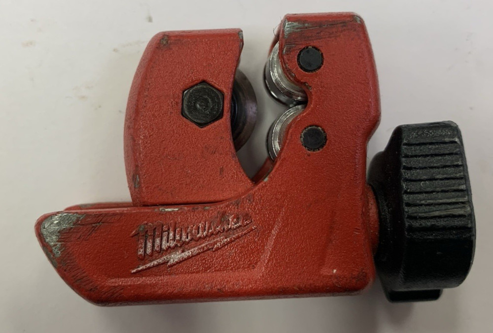 Milwaukee Tool 48-22-4251 1&Prime; Mini Copper Tubing Cutter