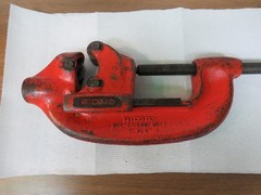 Ridgid No. 3-S 1&Prime; to 3&Prime; Capacity Heavy Duty Pipe Cutter &ndash; Preowned