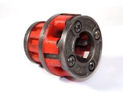RIDGID 00R Pipe Threader Die Head Set, 1&Prime; & 3/4&Prime; with Ratchet, 00R