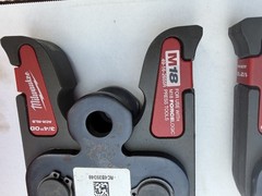 Milwaukee M18 Force Logic M18 ARC-RLS Press Jaws (3)