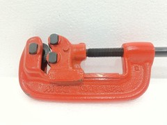 MCC NO.1 PIPE CUTTER JAPAN HEAVY DUTY TUBING CUTTER CAPACITY 1&Prime; CUTTING TOOL