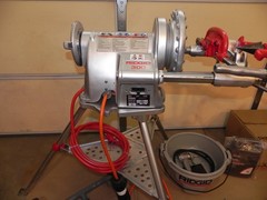 RIDGID 300 -T2 PIPE THREADER 115 V, 38 RPM,341,360, 311, 2 die heads refurbished