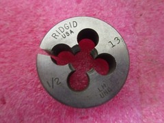 RIDGID 38455 1/2&Prime; &ndash; 13 Button Bolt Die Left Hand UNC