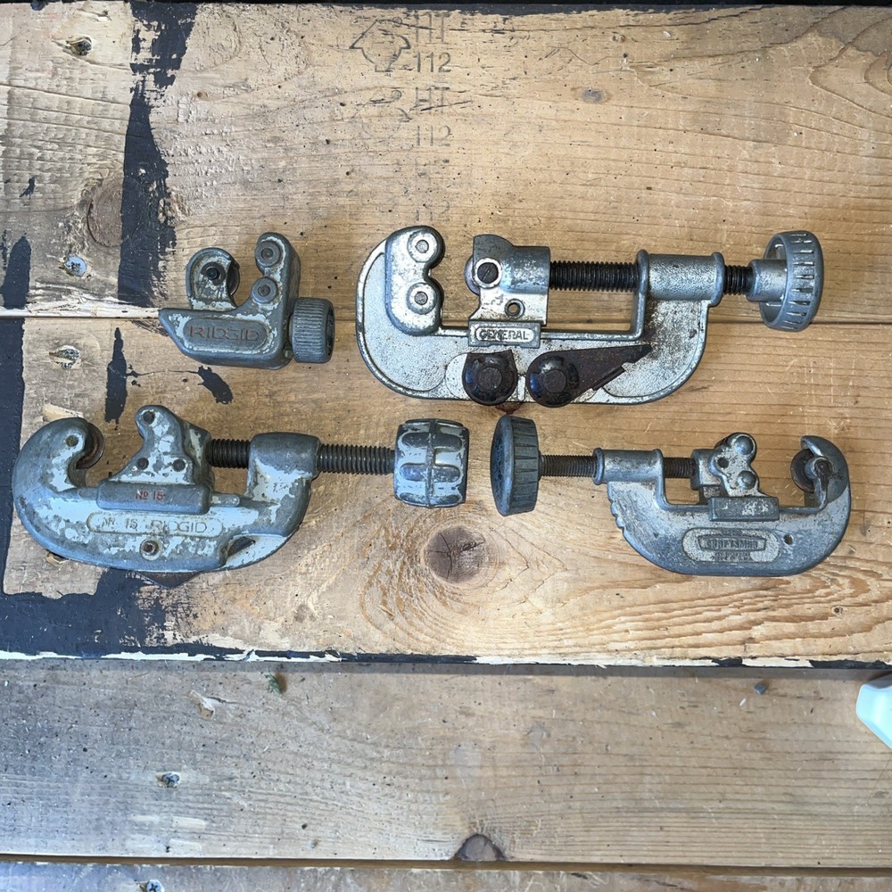 (4)-ASSORTMENT OF PIPE/TUBING CUTTERS, RIDGID CRAFTSMAN, GENERAL. LOT OF FOUR
