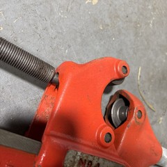 RIDGID 32840 MODEL 4-S HEAVY DUTY PIPE CUTTER 2&Prime; TO 4&Prime; CAPACITY MADE IN USA