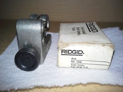Ridgid No. 104 Tubing Cutter 3/16&Prime; to 15/16&Prime; OD &ndash; 5-24mm w/Box. VGC