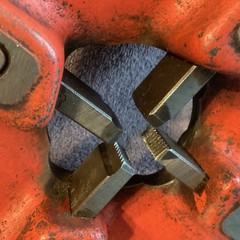 RIDGID&hellip;E-660&hellip;UNIVERSAL DIE HEAD&hellip;w/ 5/8&rdquo;-11 UNC Dies&hellip;.GOOD SHAPE