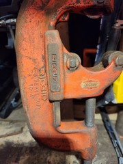 Rigid No. 4-S heavy duty 2&Prime;-4&Prime; Pipe Cutter 3 wheel NICE
