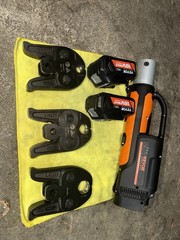 VEVOR PZ-1550 1/2&Prime;3/4&rdquo;-1&Prime; Pro Press Tool 18V w/ 3 Jaws & 2x 4AH Batteries!