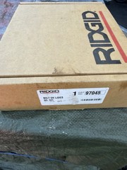 Ridgid 500B Bolt Die Head, 1-1/8 to 2 Inch Capacity w 1-1/2 x 6 Dies
