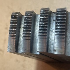 OSTER Pipe Threading 2D Dies, For 1/4&rdquo; & 3/8&rdquo;