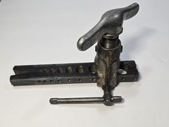 Ridgid 45 Degree Pipe Tube Flaring Tool 459 USA Non-Ratcheting 1/8&Prime; &ndash; 3/4&Prime;