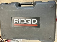 RIDGID RP 350 PRESS TOOL KIT &ndash; 1/2&Prime;-2&Prime; JAWS, 2 BATTERIES, CHARGER