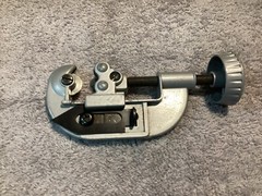 General Tools No.120 Screw Metal Pipe Tubing Conduit Cutter 1/8&Prime; to 1-1/8 OD