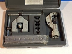 RIDGID 345DL/150 Flaring Flare Tool for 3/16 to 5/8 O.D. 45&deg; +Tube Cutter & Case