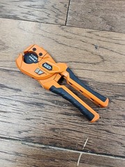 KLEIN TOOLS 50043 PEX & TUBING CUTTER 1&rdquo; | 0435