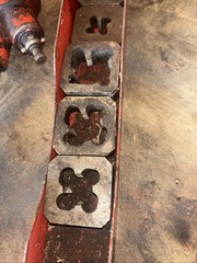 Vintage Craftsman Ratchet Style Pipe Threader 8 Piece Set