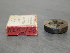 Lot of Vintage Wells Tool Co, Pipe Threading Dies 3/8-16NC
