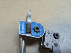 Swagelok MS-HTB-4T 1/4&Prime; Tube OD 9/16&Prime; Bend Radius Hand Tube Bender