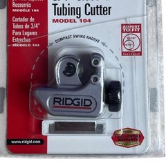 RIDGID 3/4&Prime;Close Quarters 3/16&Prime; to 15/16&Prime; Model 104 Tubing Cutter 32985 Open Box