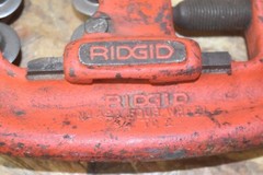 RIDGID No. 42A 4 WHEEL PIPE CUTTER 3/4&rdquo;-2&rdquo; PIPE CAPACITY U.S.A FREE SHIPPING