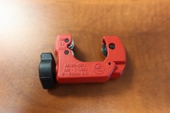 New Milwaukee 1&Prime; Mini Copper Tubing Cutter &ndash; # 48-22-4251