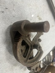 Holsclaw Brothers Manual Pipe Bender Cast Iron Tool B4-10