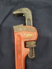 RIDGID 14 in Straight Pipe Wrench Cast Iron Adjustable Heavy Duty