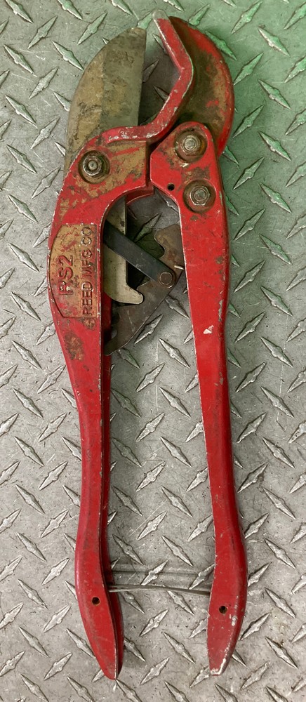 Reed MFG RS2, 2 Inch Ratchet PVC Pipe Cutter Tool