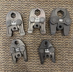 DEWALT DCE200M2K, 20V MAX Cordless Press Tool Kit with (6) Jaws*FREE SHIPPING*
