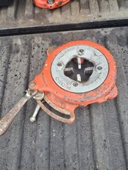 RIDGID 811A Universal Threader Quick Open Dies 1/8-2&rdquo; Pipe 300 Threader 535 Used