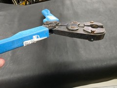 SharkBite 865894 PEX Crimp Tool for Plumbing ASTM F-1807 missing rings