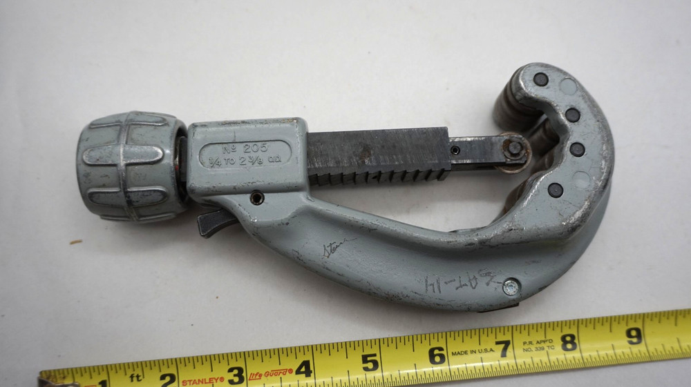Ridgid No. 205 Quick Opening Acting Pipe Cutter 1/4&Prime;-2 3/8&Prime; OD Made In USA