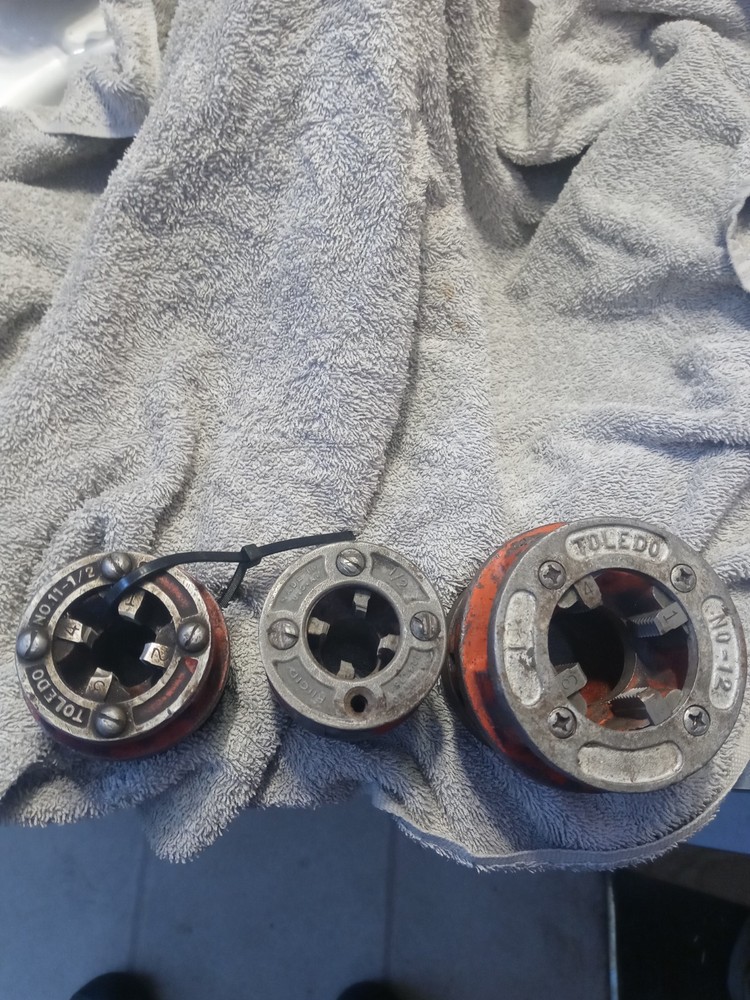 Ridgid 00 and toledo Pipe Threader Dies 1/2, Ridged no 11 toledo no 12 toledo