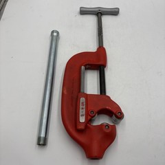 RIDGID 32840 Model 4-S Heavy-Duty Pipe Cutter 2-in to 4-in Steel Pipe Cutter