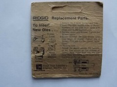 RIDGID 1/4&Prime; NPT 12-R PIPE THREADING DIES REVERSIBLE 111-R 11-R 00-R 37815 RED