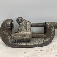 RIDGID No. 1&2 Heavy Duty Pipe Cutter Ridge Tool Company 1/8&Prime; to 2&Prime;