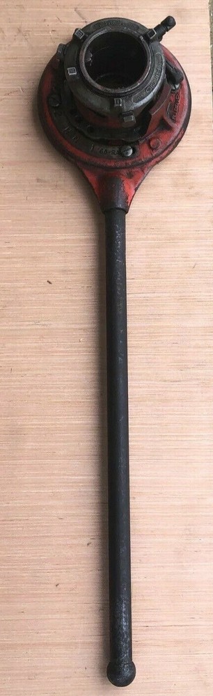 RIDGID No 65-R RATCHETING PIPE THREADER DIE FOR 1 TO 2 INCH PIPE WITH 24&Prime; HANDLE
