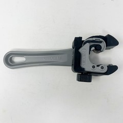 RIDGID 118 CQ Close Quarters Tubing Cutter Ratcheting Handle Pipe Cutter Tool