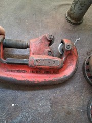 Ridgid 12-R W/1/2&Prime;, 3/4&Prime; Dies & Spiral Reamer+ Number 2A 1/8&Prime; To 2&Prime; Pipe Cutter