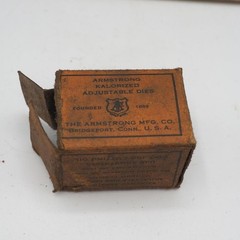 Armstrong Bros. Adjustable Dies for Pipe No.2 Size 3/8&Prime;