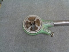 Vintage BEAVER Manual Pipe Threader No. 17C