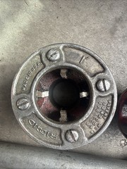 RIDGID 00-R 3/4&Prime; And 1 Pipe Threader Die Head w/ RIDGID Ratchet Handle Used