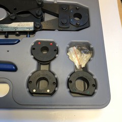 Zurn PEX Multi-Head Crimping Tool Kit w/ Jaws Gauge Wrench (3/8&Prime;-3/4&Prime; Sizes)