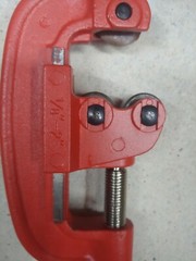 New Berkley Pipe-Cutter (1/8&Prime;-2&Prime;) and Napa Tele Blow Gun
