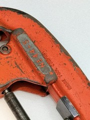 Ridgid No. 44-S Heavy Duty Four Wheel 2-1/2&Prime; to 4&Prime; Pipe Cutter #2