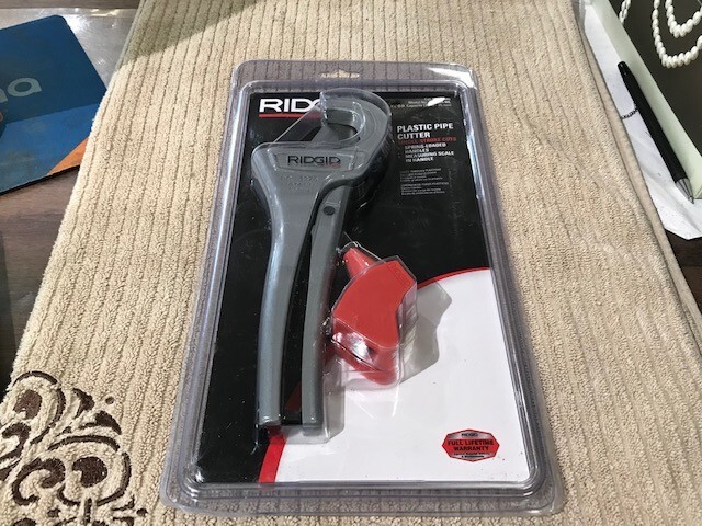 RIDGID PLASTIC PIPE CUTTER MODEL: PC-1375 ML 23493 NEW IN PACKAGE Ships Free!!