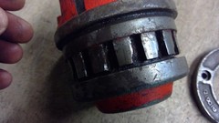 Two Ridgid 12-R 1&Prime; & 1 1/4&Prime; Ratchet Pipe Threader Die Heads