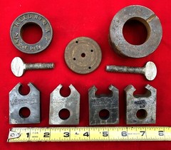 LOT T28 VINTAGE REED MFG CO PIPE THREADING TOOL PARTS, INCL. 3/8 R & 3/4 R DIES