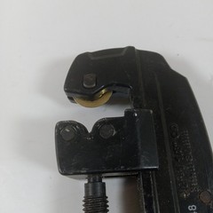 KOBALT 1/8&Prime; to 1-1/8&Prime; Screw-Fed Tube Pipe Cutter 0131848 Pre-Owned